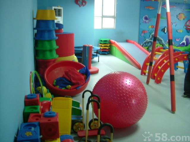 �H�ӽ�����̽̎���Ƹ